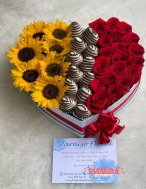 Arreglo Corazón de Rosas y Girasoles
